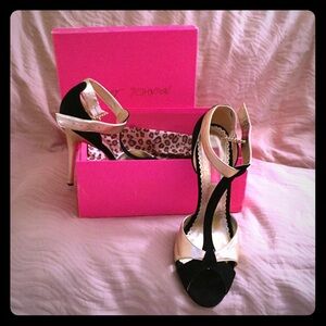 Betsey Johnson Black and Gold Heels